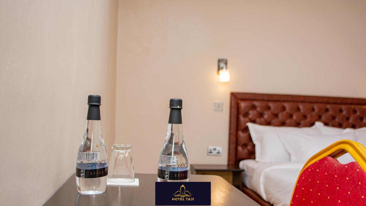 Hotel Taji แนนยูกี ภายนอก รูปภาพ