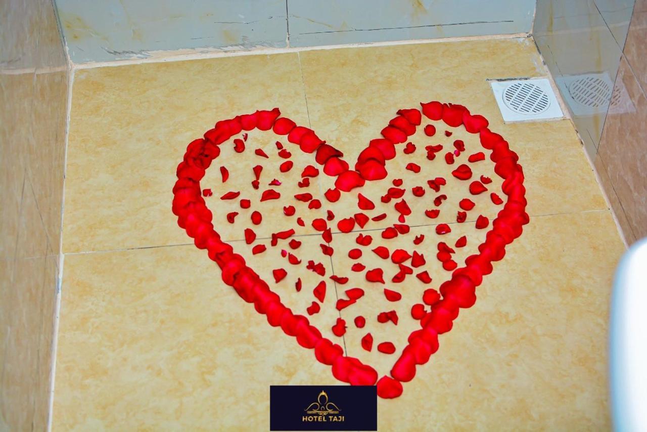 Hotel Taji แนนยูกี ภายนอก รูปภาพ