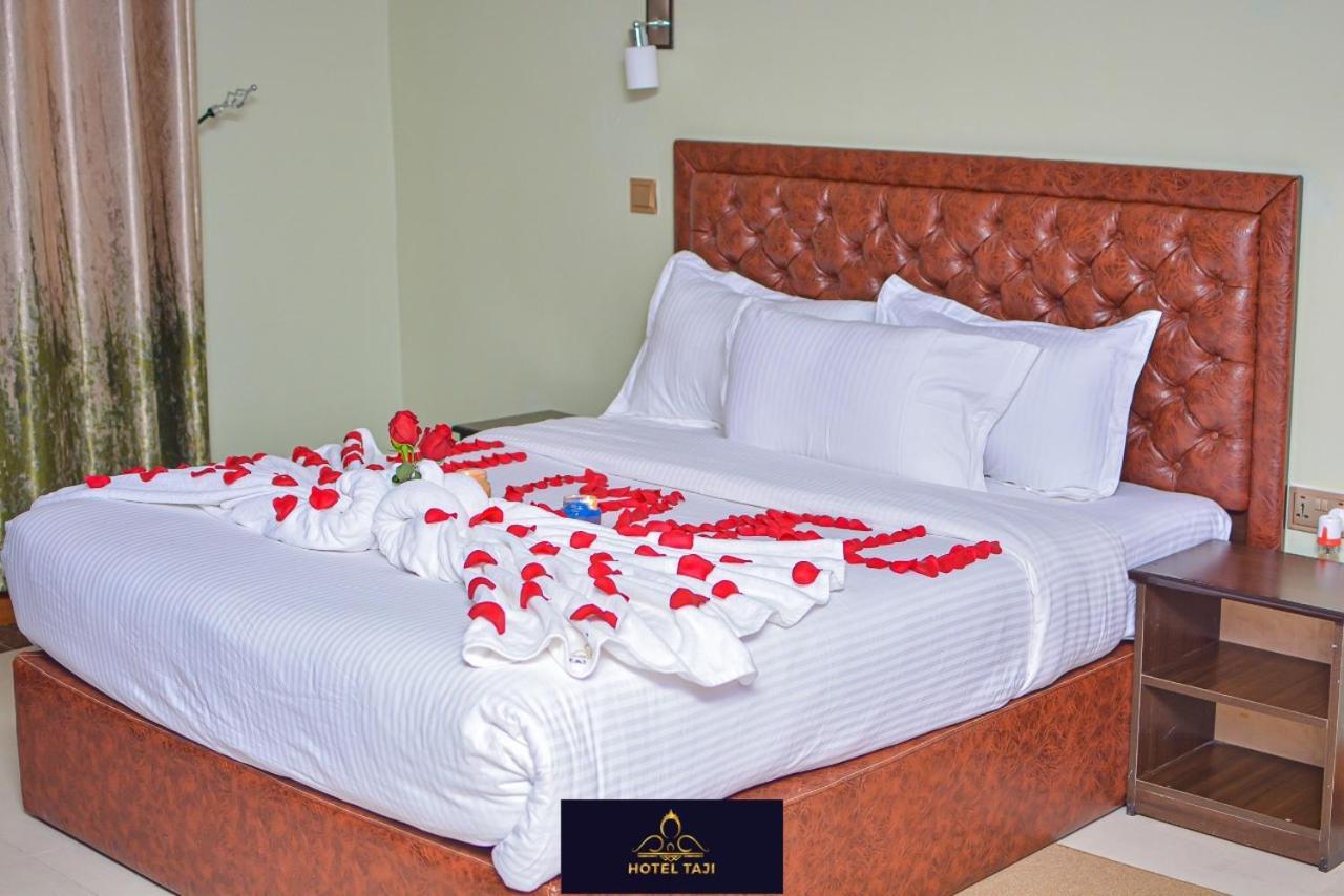Hotel Taji แนนยูกี ภายนอก รูปภาพ