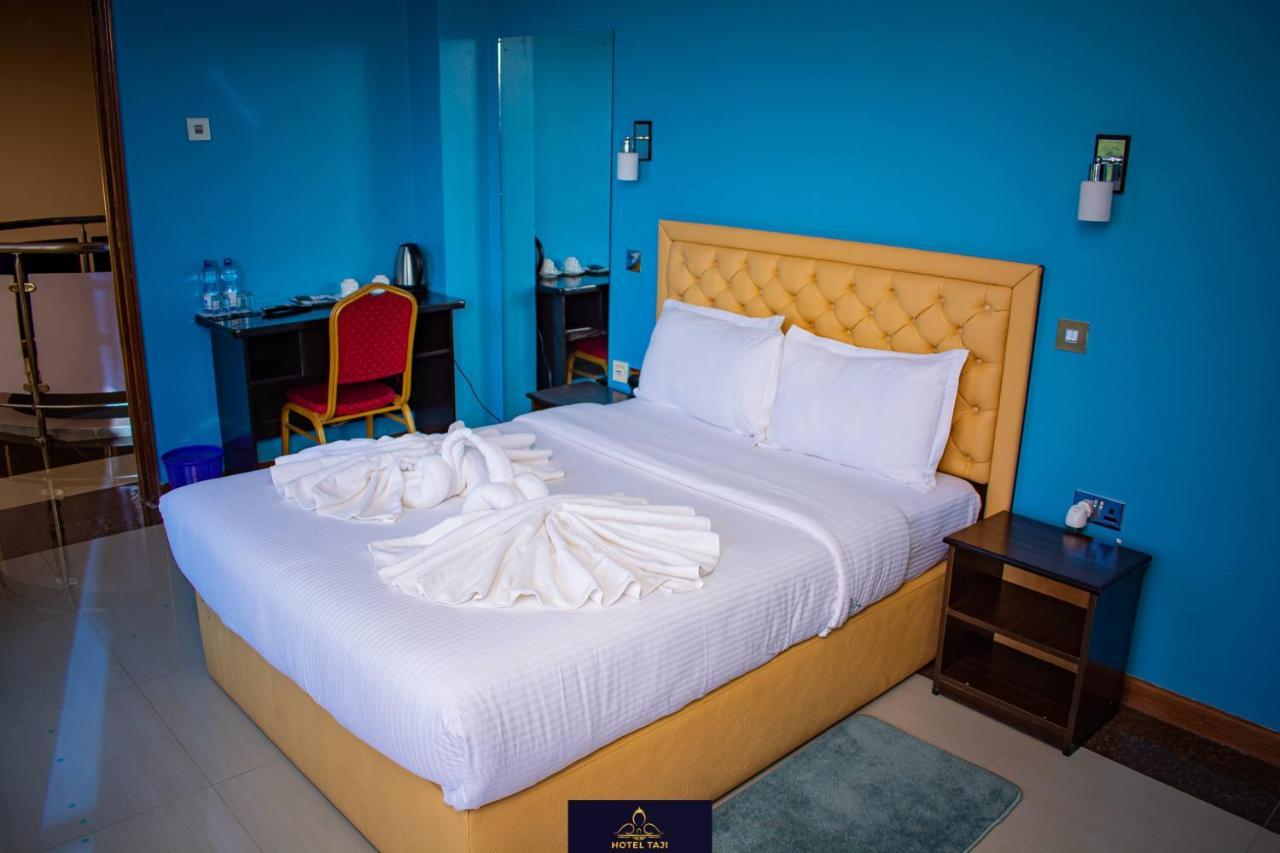 Hotel Taji แนนยูกี ภายนอก รูปภาพ