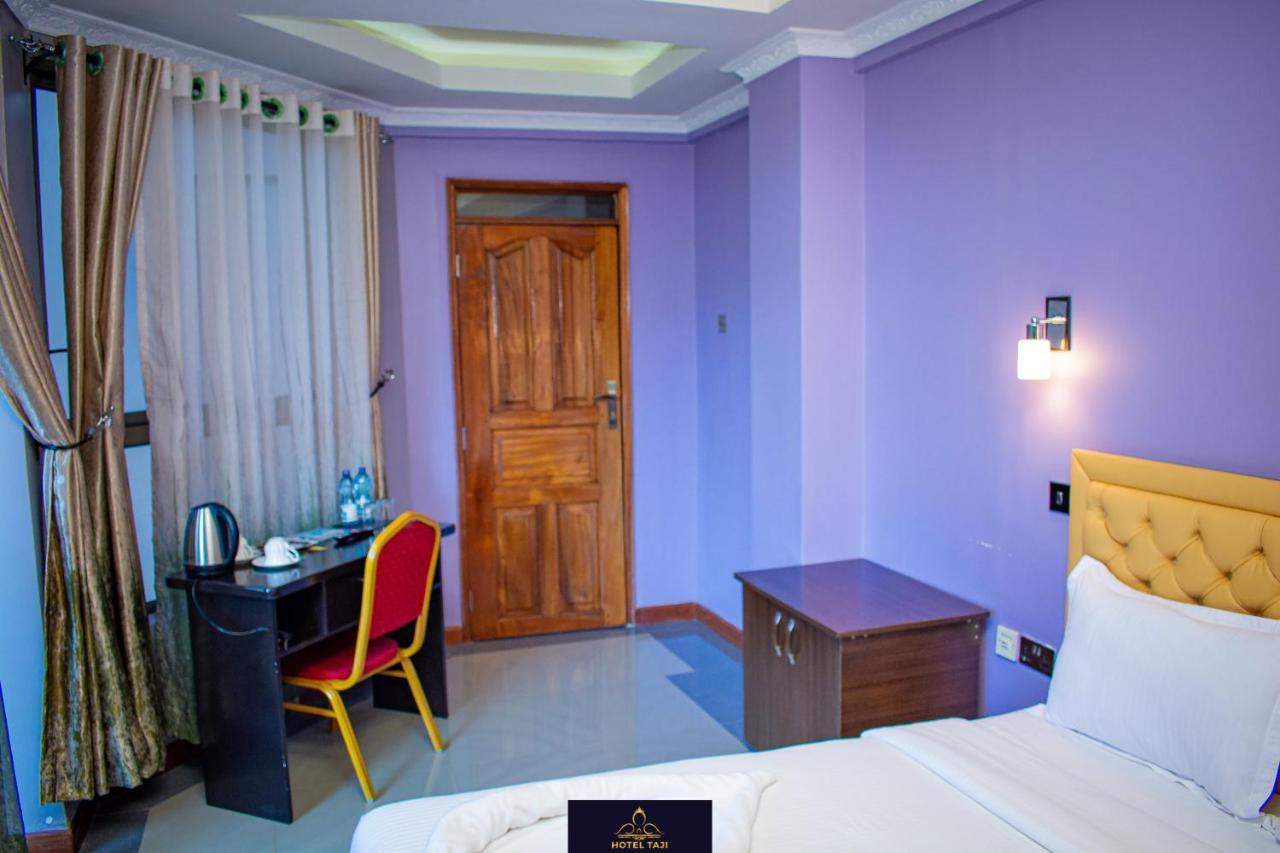Hotel Taji แนนยูกี ภายนอก รูปภาพ